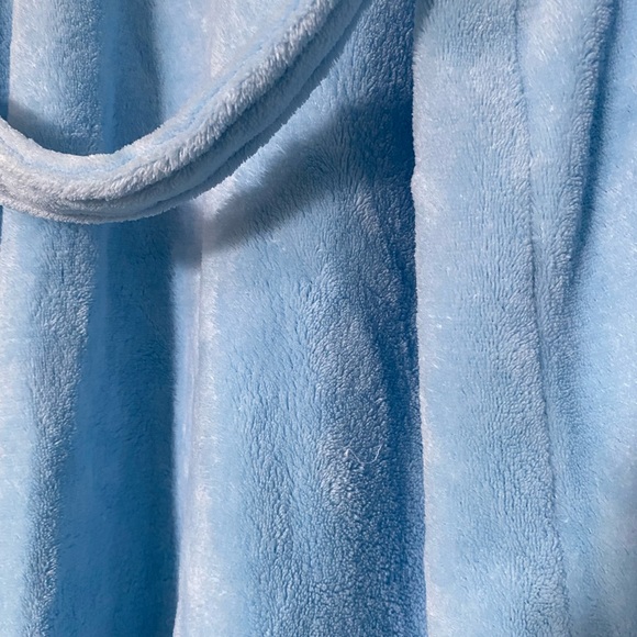 Bathrobe - Picture 4 of 5